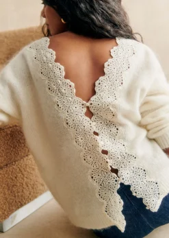 Astride Jumper