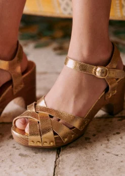 Isabelle Clogs