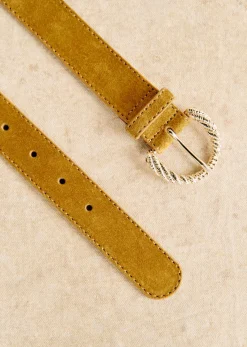 Thelma Belt
